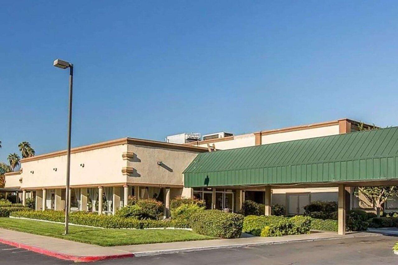 Days Inn By Wyndham Stockton Exterior photo